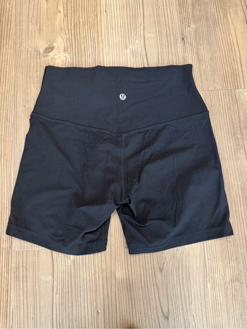 Lulu align ribbed shorts 6”
